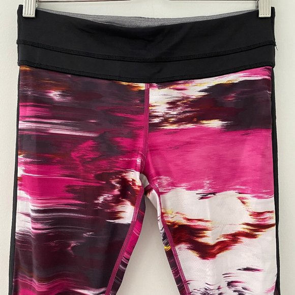 Lululemon Full-On Luxtreme Pace Tight - Picture 3 of 13